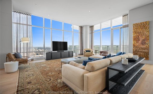 Apartment in Toronto, Ontario, Canada 1