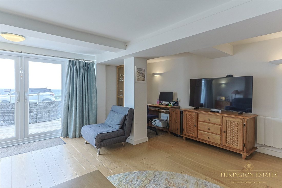 Apartment in Looe, England 5 - 15474633