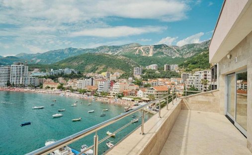 Penthouse in Rafailovići, Budva Municipality, Montenegro 1