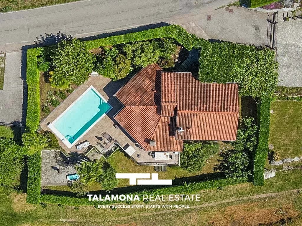 House in Pino sulla Sponda del Lago Maggiore, Lombardy, Italy 4 - 15476478