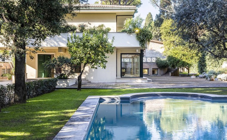 Modern Luxury Villas In Rome Luxury Villa With Pool And Spa In The