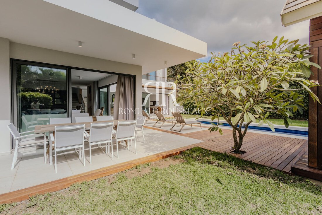 Villa in Grand Baie, Rivière du Rempart District, Mauritius 2 - 15481484