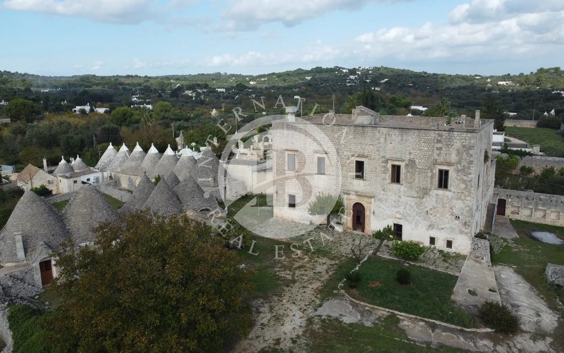 Estate in Ceglie Messapica, Apulia, Italy 2 - 15476594