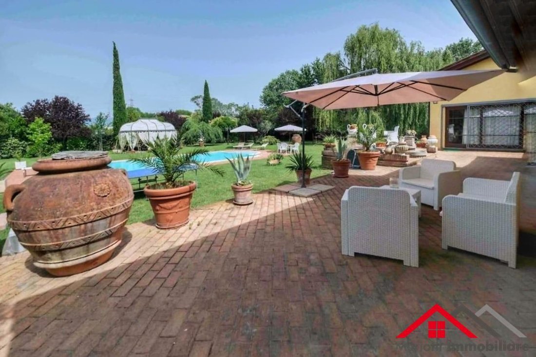 Villa in San Piero a Grado, Pisa, Tuscany 3 - 15482117