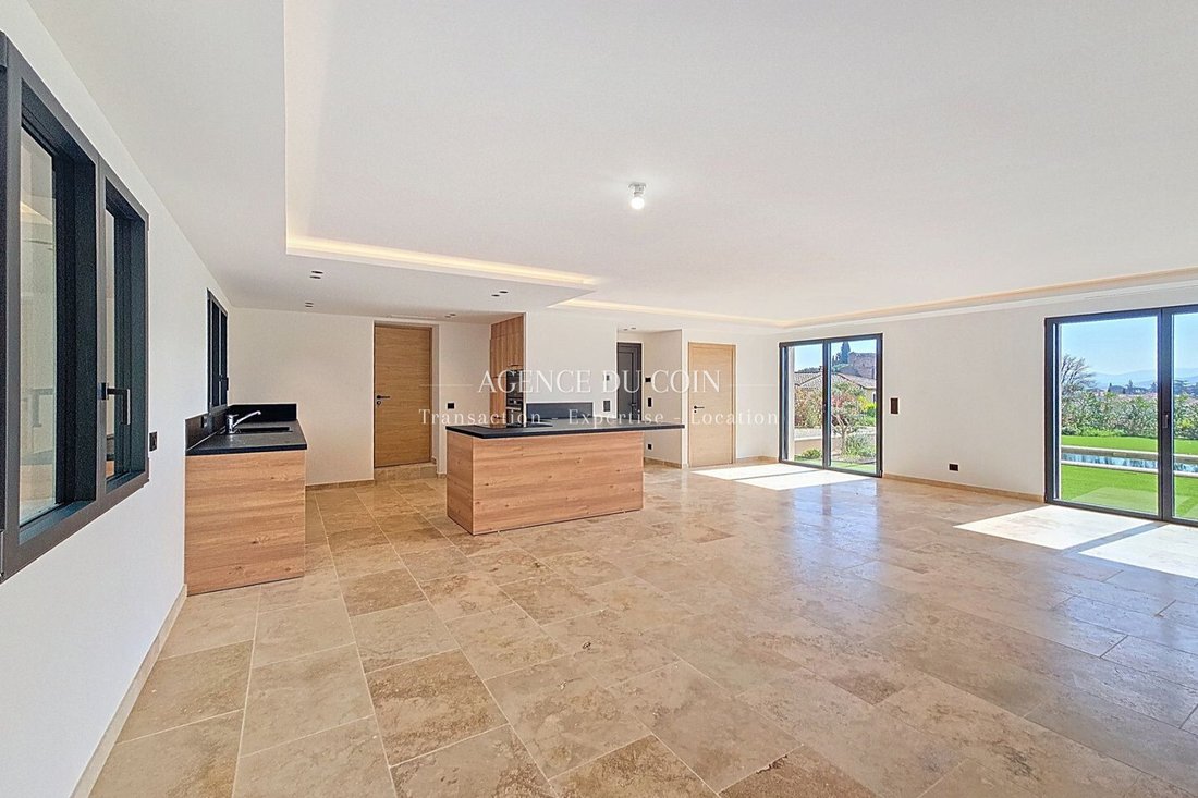 Villa in Centre, Les Arcs, France 3 - 15476504