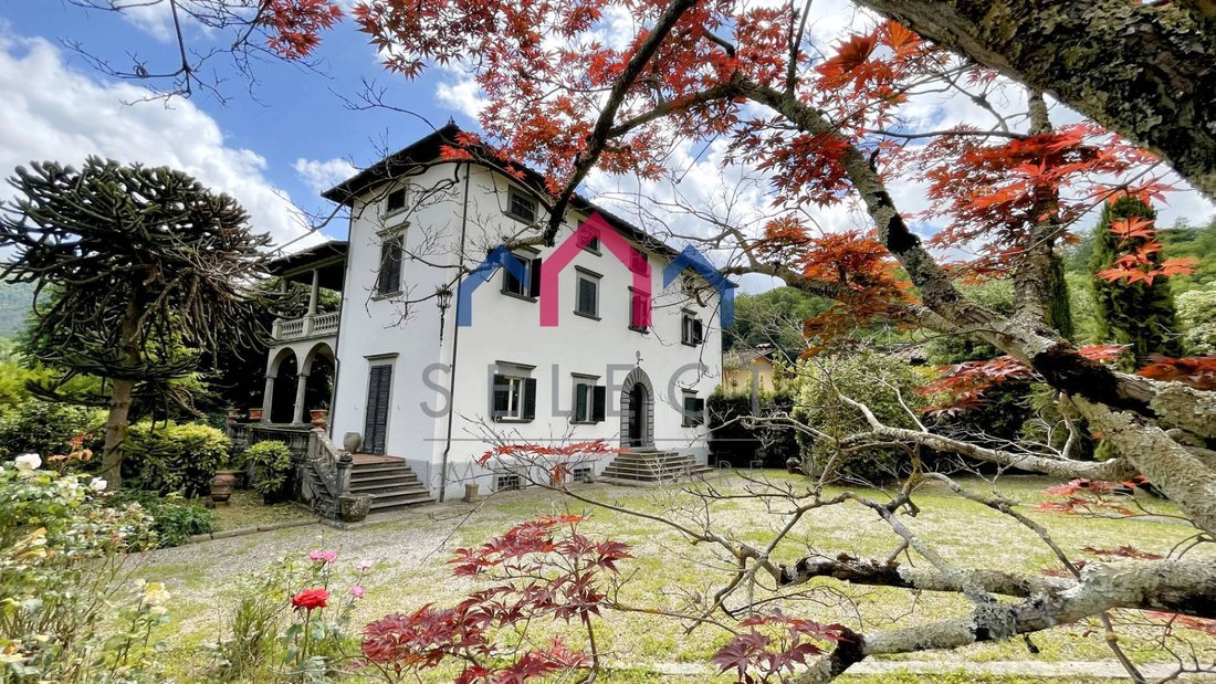 Villa in Bagni di Lucca, Tuscany, Italy 1 - 15483972