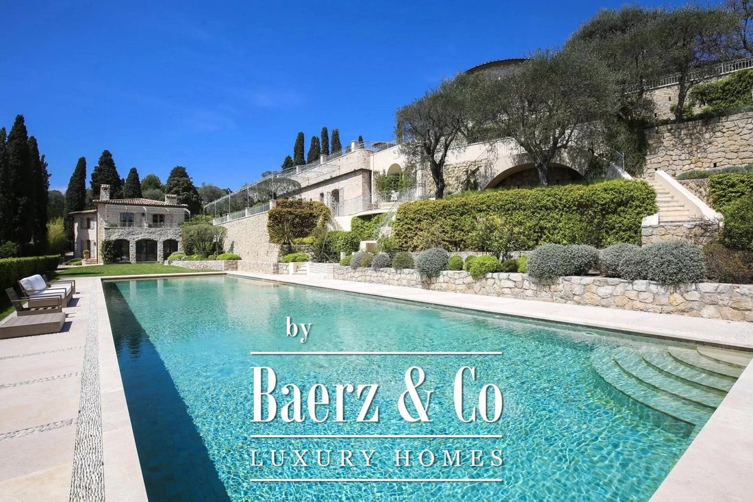 Estate in Mougins, Provence-Alpes-Côte d'Azur, France 3 - 14439180