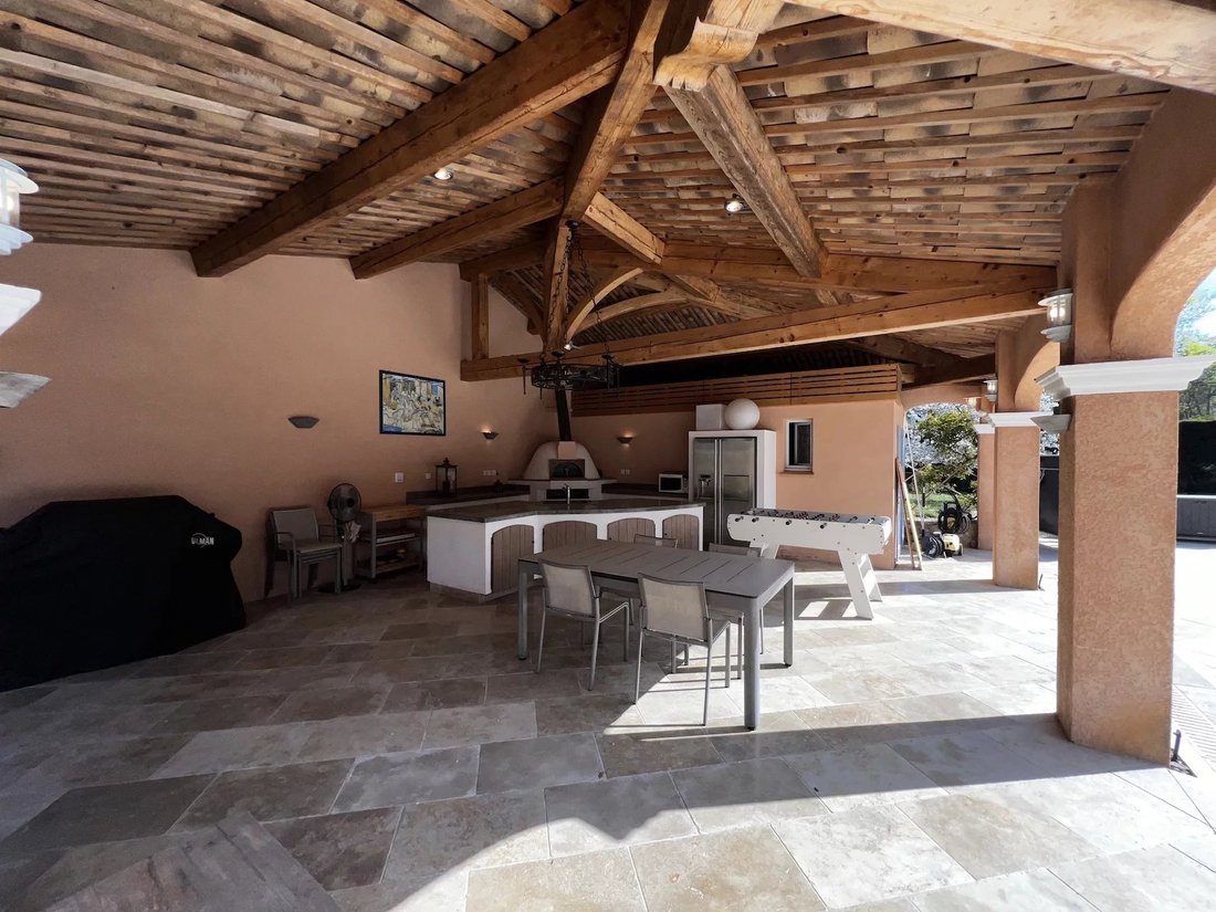 Villa in Cotignac, Provence-Alpes-Côte d'Azur, France 4 - 15345445