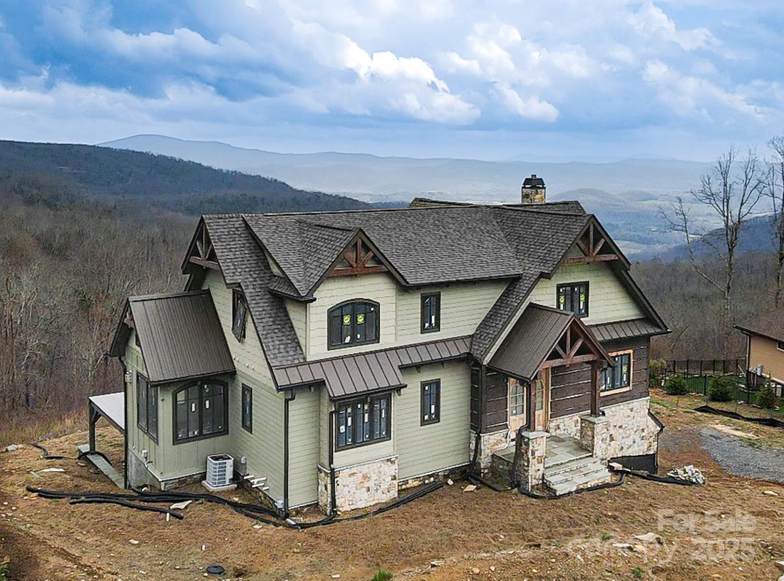 House in Hendersonville, North Carolina, United States 1 - 15475602