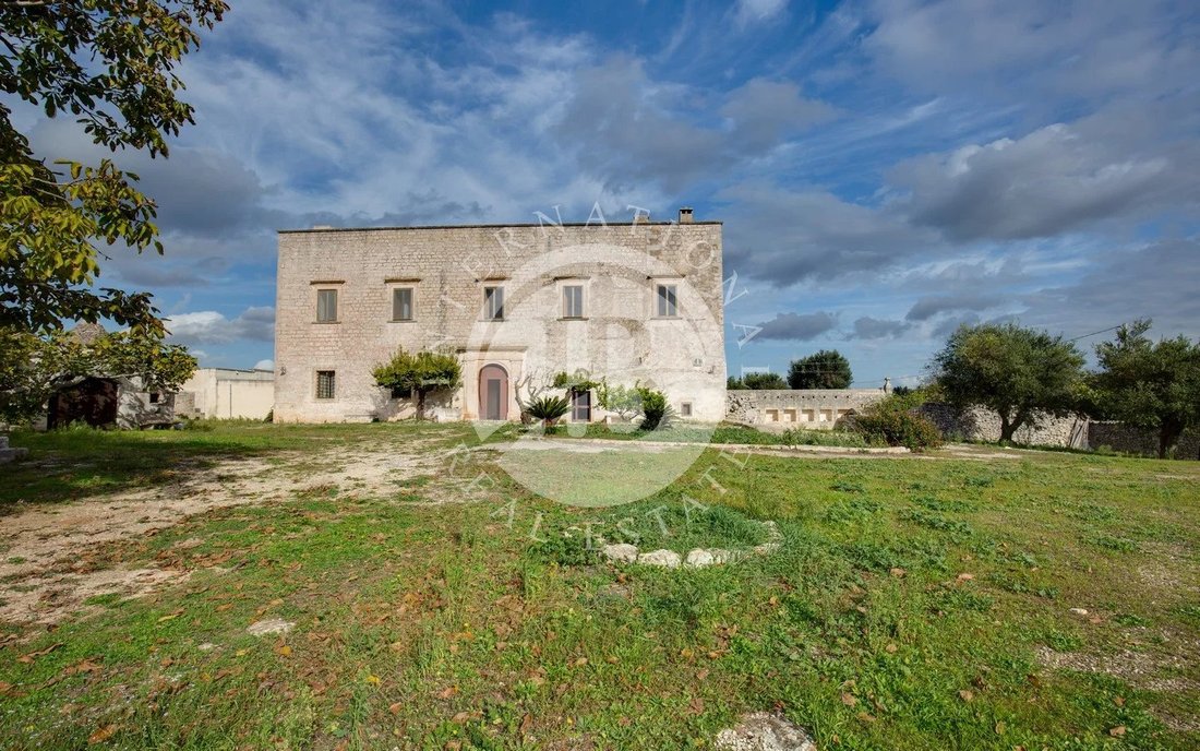 Estate in Ceglie Messapica, Apulia, Italy 3 - 15476594