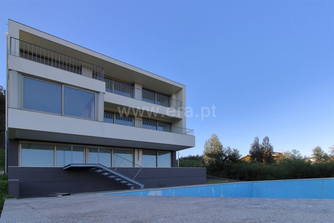 Land in Vilar de Andorinho, Porto District, Portugal 1 - 12856567