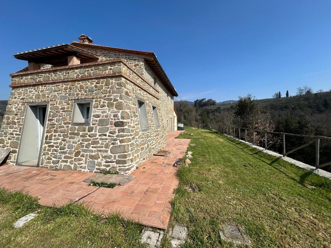 House in Sant'Ansano, Vinci, Tuscany 2 - 15482135