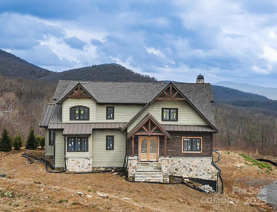 House in Hendersonville, North Carolina, United States 2 - 15475602