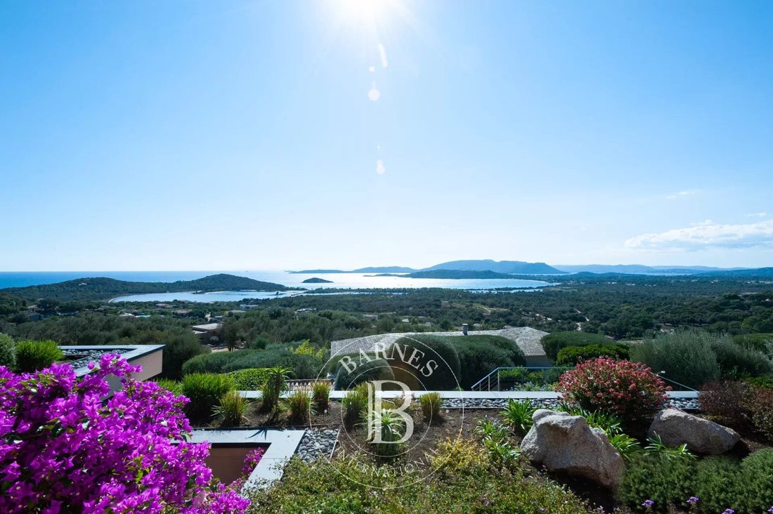 Villa in Zonza, Corsica, France 3 - 12952586