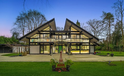 House in Stoke Poges, England 1