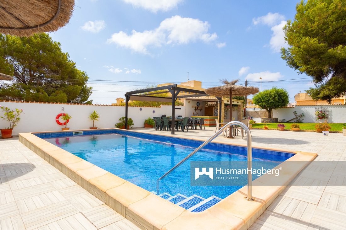 Villa in Orihuela, Valencian Community, Spain 3 - 14345018