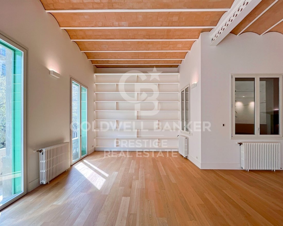 Apartment in Eixample, Barcelona, Spain 2 - 13990713