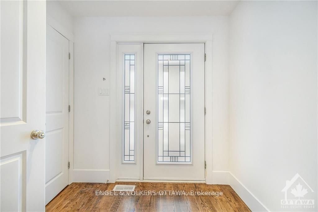 Townhouse in Ottawa, Ontario, Canada 5 - 15478123