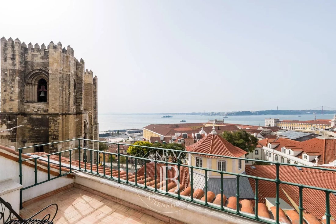 Santa Maria Maior, Lisbon, Portugal 1 - 15481015