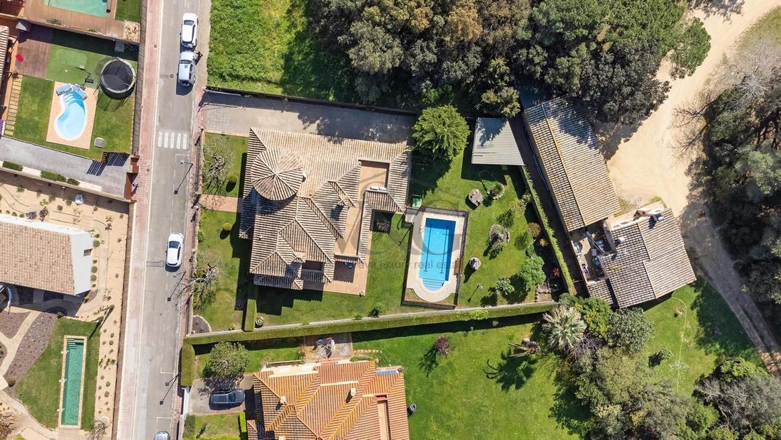 Villa in Mont-ras, Catalonia, Spain 5 - 15417227