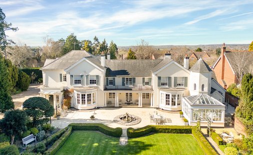 House in Kirby Muxloe, England 1