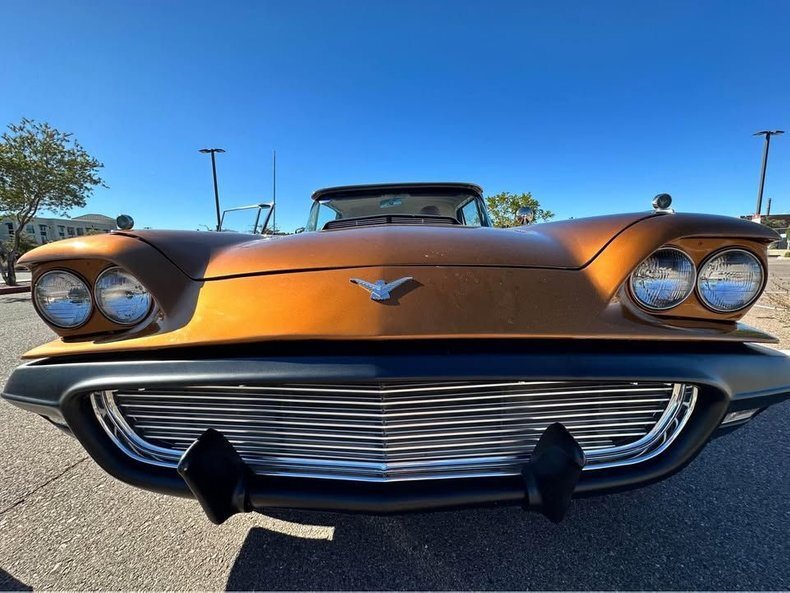 Coupe in Glendale, United States 3 - 15479213