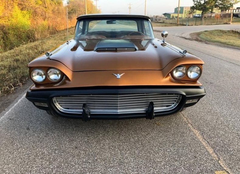 Coupe in Glendale, United States 2 - 15479213