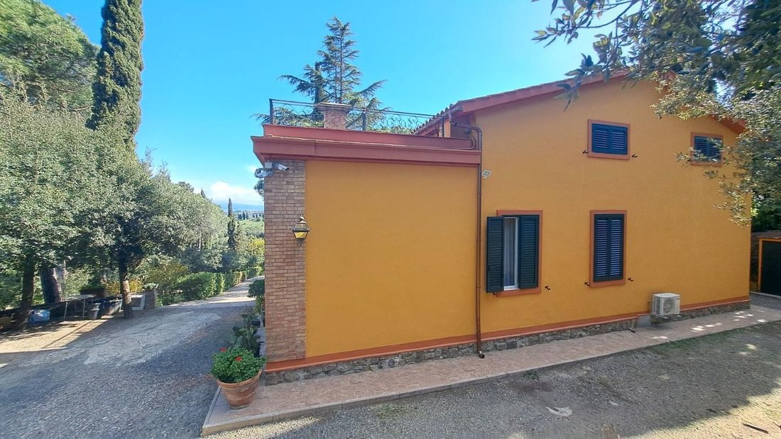Villa in Castelnuovo della Misericordia, Tuscany, Italy 4 - 15482122
