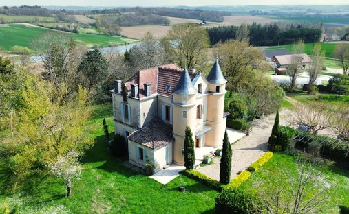 Lot Et Garonne Elegant Restored Family Castle With 5 Bedrooms And Heated Pool - 3