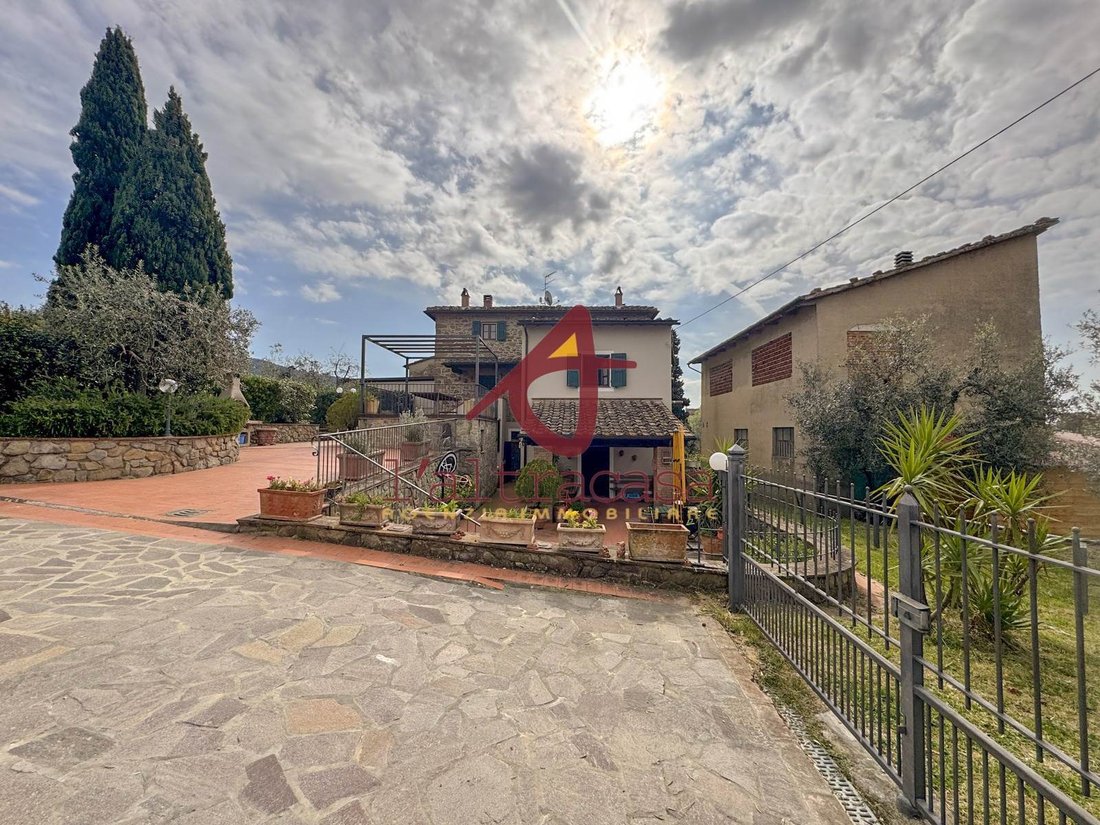 Center, Vinci, Tuscany 2 - 15482526