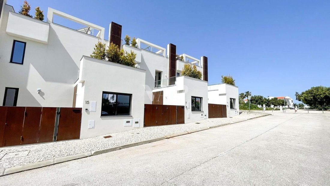 Villa in Moncarapacho, Algarve, Portugal 1 - 15476029