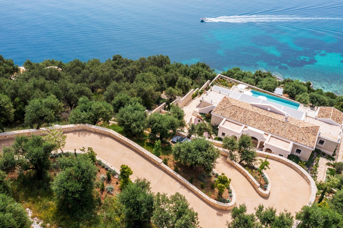 Haus in Korfu, Peloponnese, Western Greece and the Ionian, Griechenland 1 - 13339181