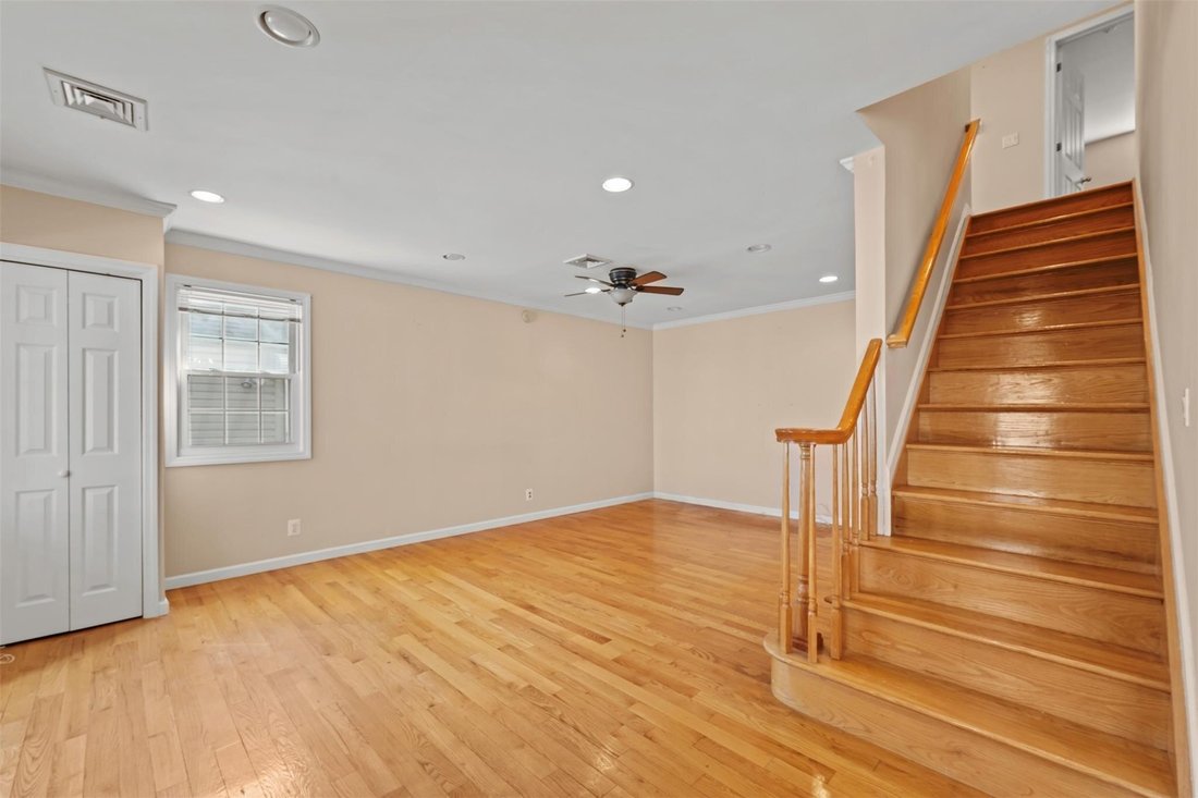 House in New York, New York, United States 5 - 15478353