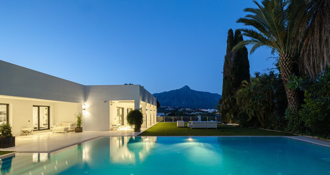 Villa in Marbella, Andalusia, Spain 5 - 14469305