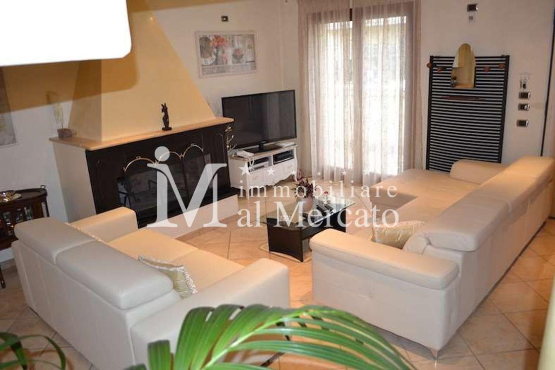 Villa in Viareggio, Tuscany, Italy 2 - 15251527