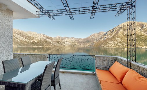 Apartment in Kotor, Kotor Municipality, Montenegro 1
