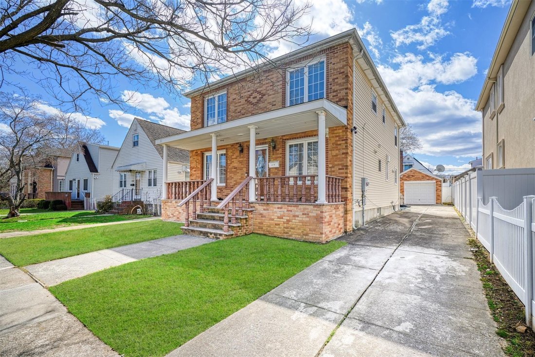 House in New York, New York, United States 2 - 15478353