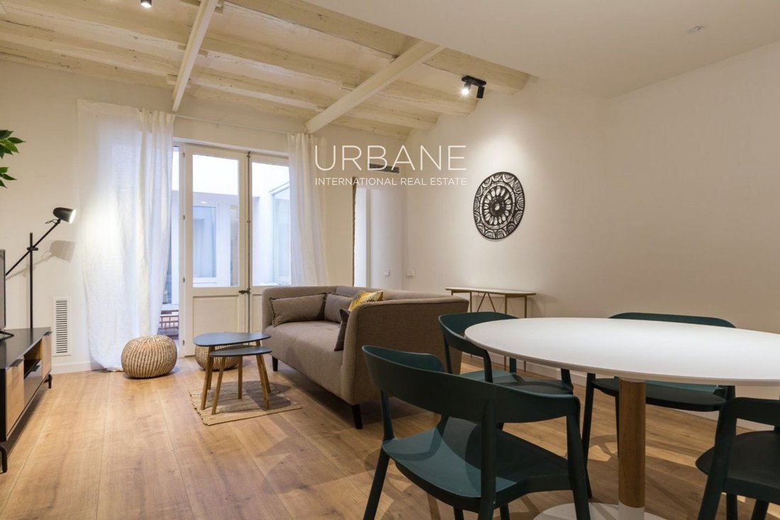 Apartment in Ciutat Vella, Barcelona, Spain 1 - 15480194