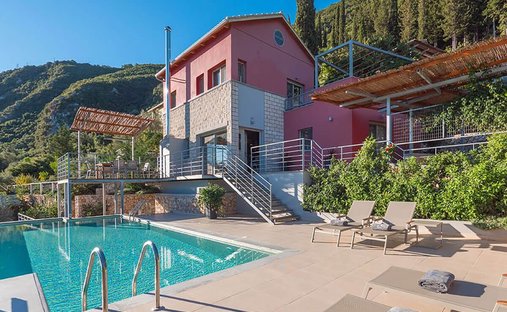 Villa in Lefkada Commune, Peloponnese, Western Greece and the Ionian, Grecia 1