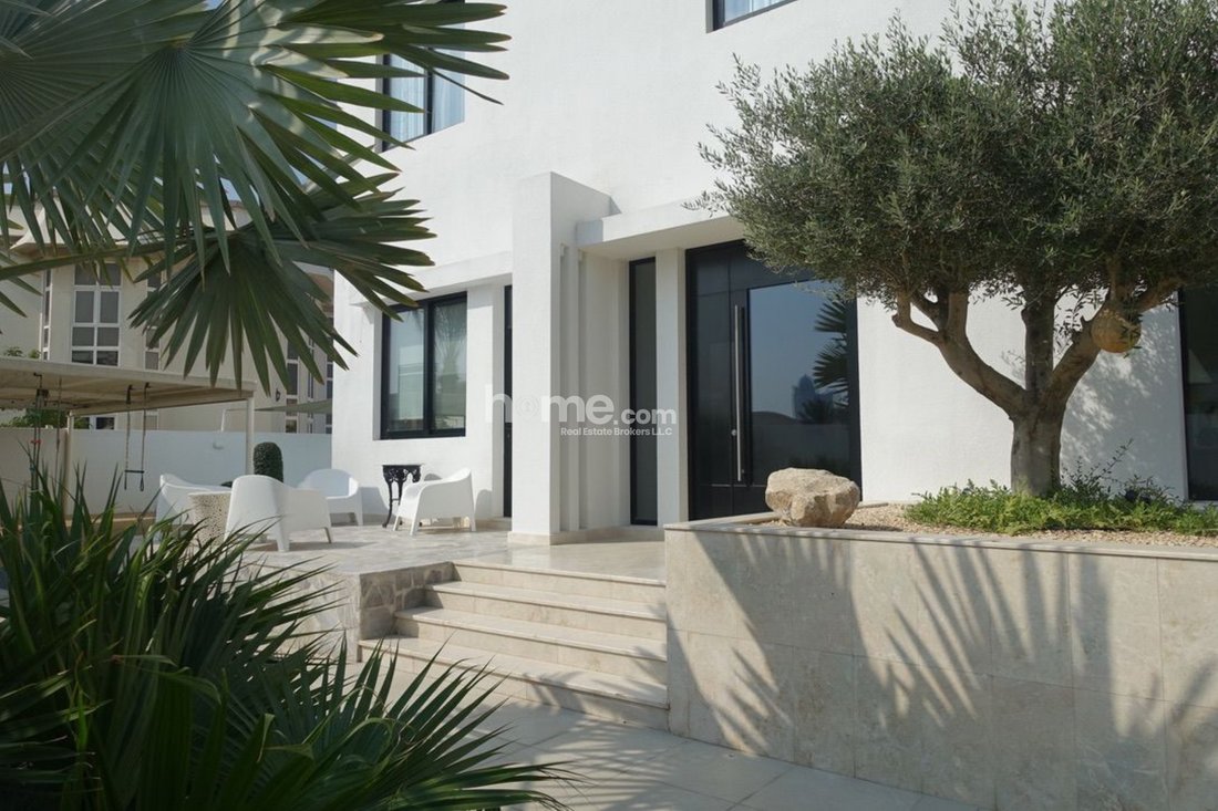 Villa in Dubai, Dubai, United Arab Emirates 1 - 15484320