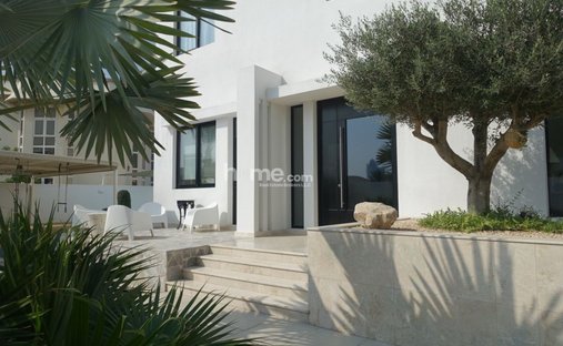 Villa in Dubai, Dubai, United Arab Emirates 1