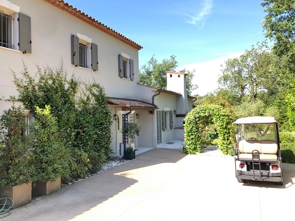 Villa in Tourrettes, Provence-Alpes-Côte d'Azur, France 3 - 15485601