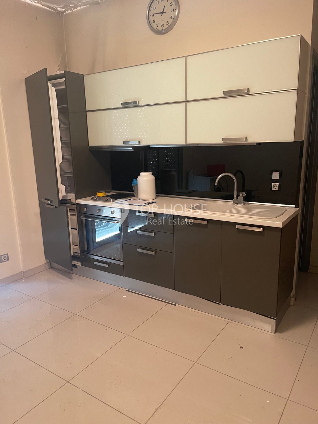 Altro a Kallithea, Attica, Grecia 4 - 15486116