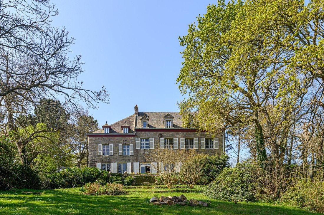 House in Kerlaz, Brittany, France 2 - 15486686