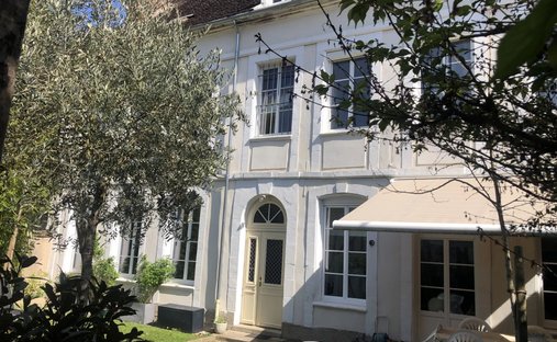 House in Briand Leclerc, Sens, France 1