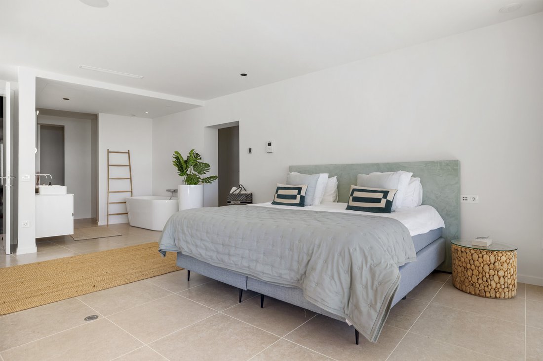 Villa in Marbella, Andalusia, Spain 2 - 15485416