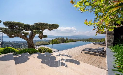 House in Grimaud, Provence-Alpes-Côte d'Azur, France 1