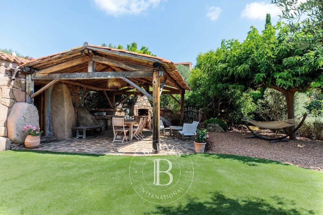 Villa in Porto-Vecchio, Corsica, France 4 - 12952429