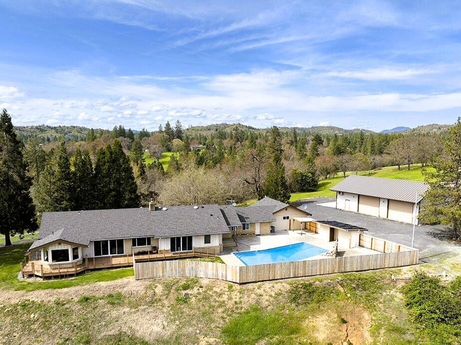 House in Grants Pass, Oregon, United States 1 - 15486328