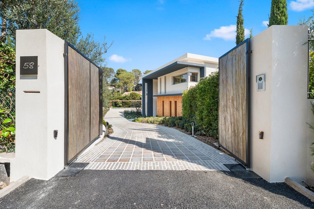 Villa in Mougins, Provence-Alpes-Côte d'Azur, France 3 - 15484900